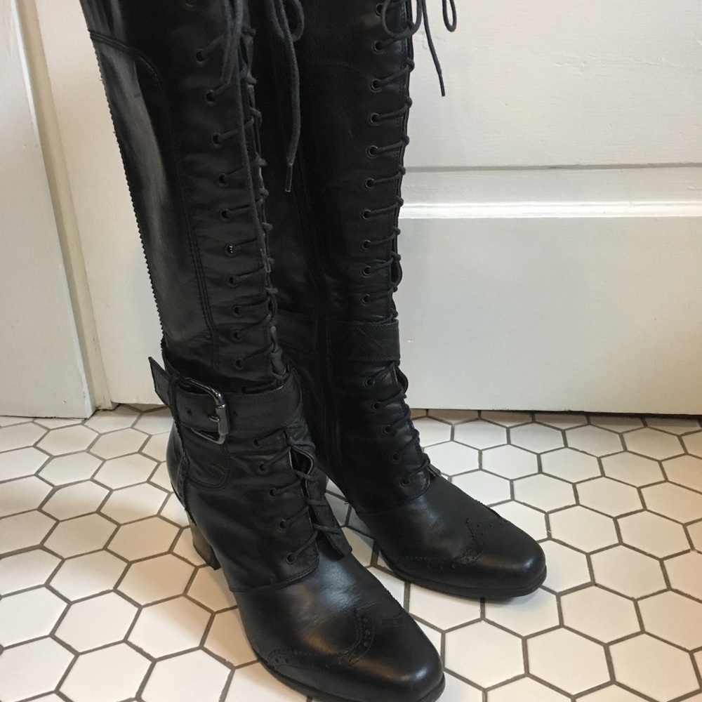 Alberto Fermani tall lace up wingtip boots